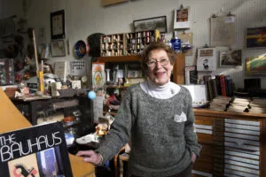 Chicago Tribune features Admiral at the Lake Resident.